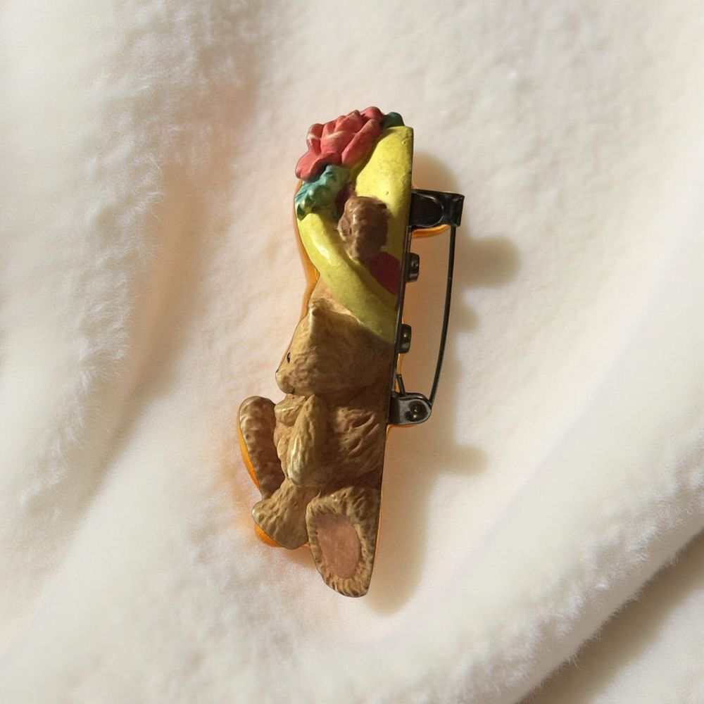 1980s‎ Teddy Mama Baby Bear Brooch with Rose Hat - Picture 3 of 4